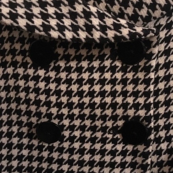 Jacket - Picture 3 of 4